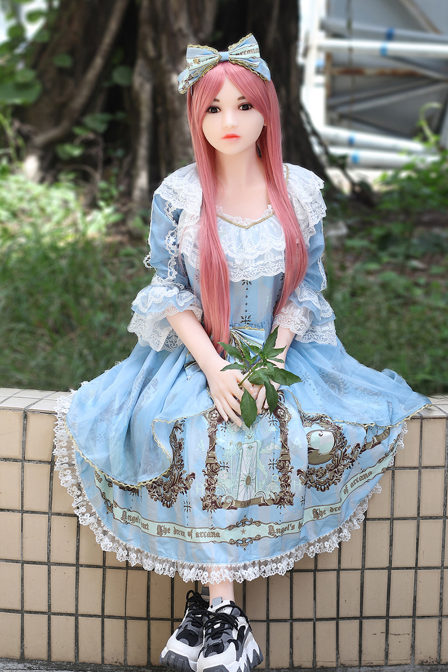 Wunderschöne japanische Liebespuppe 140 cm große Sexpuppe mit lila Haaren