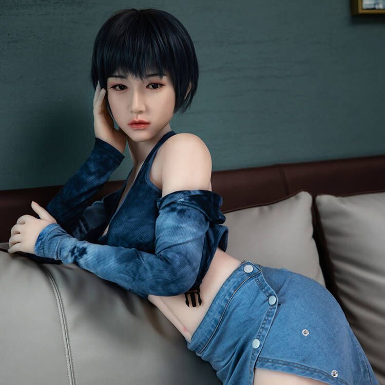 Junge und hübsche 160 cm große hellhäutige japanische Sexpuppe SY Doll ANDREA
