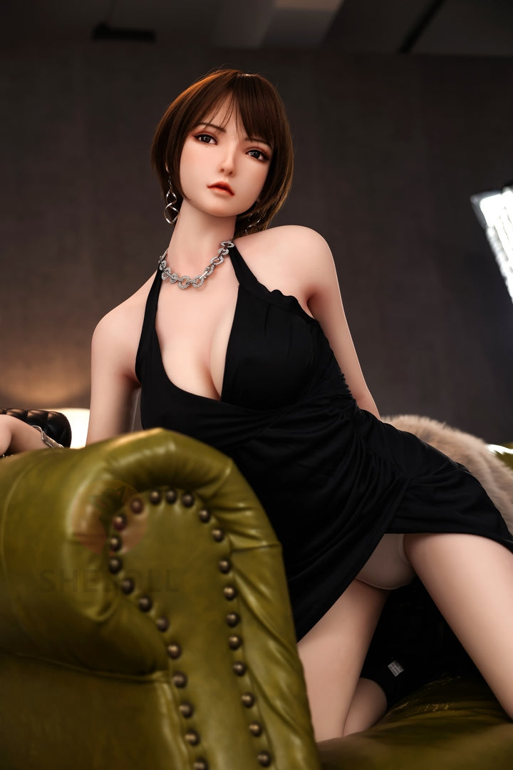 158 cm große japanische Sexpuppe im asiatischen Stil Körbchengröße C Cold Moon