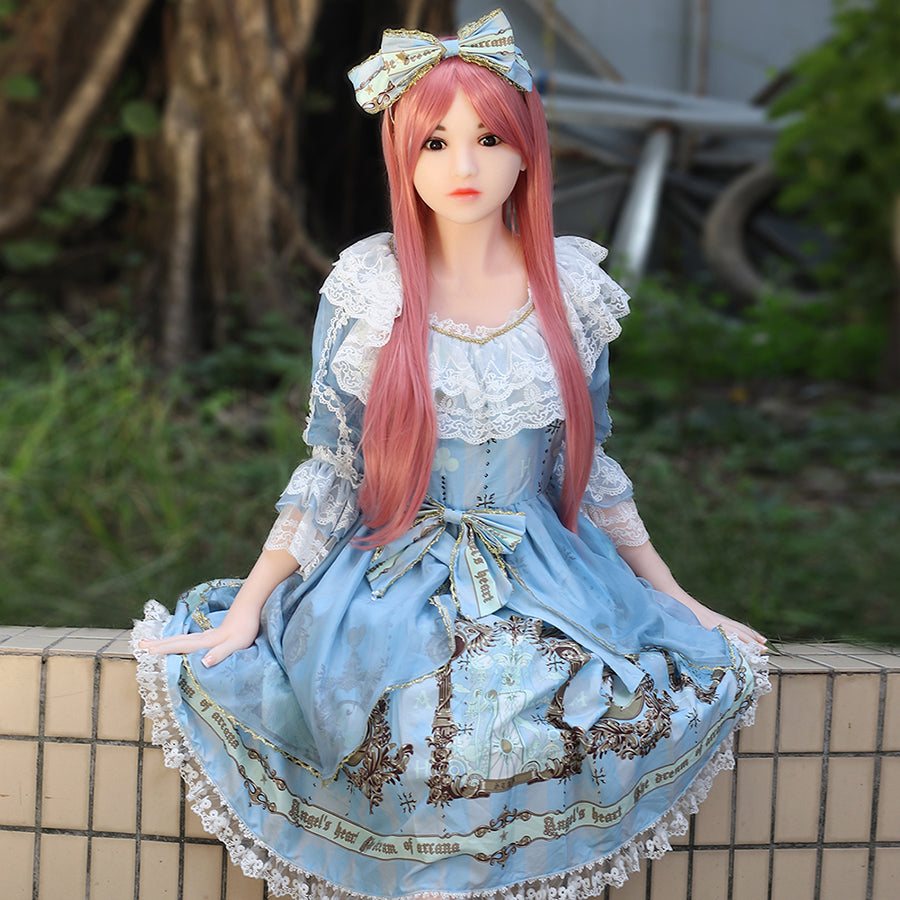 Wunderschöne japanische Liebespuppe 140 cm große Sexpuppe mit lila Haaren