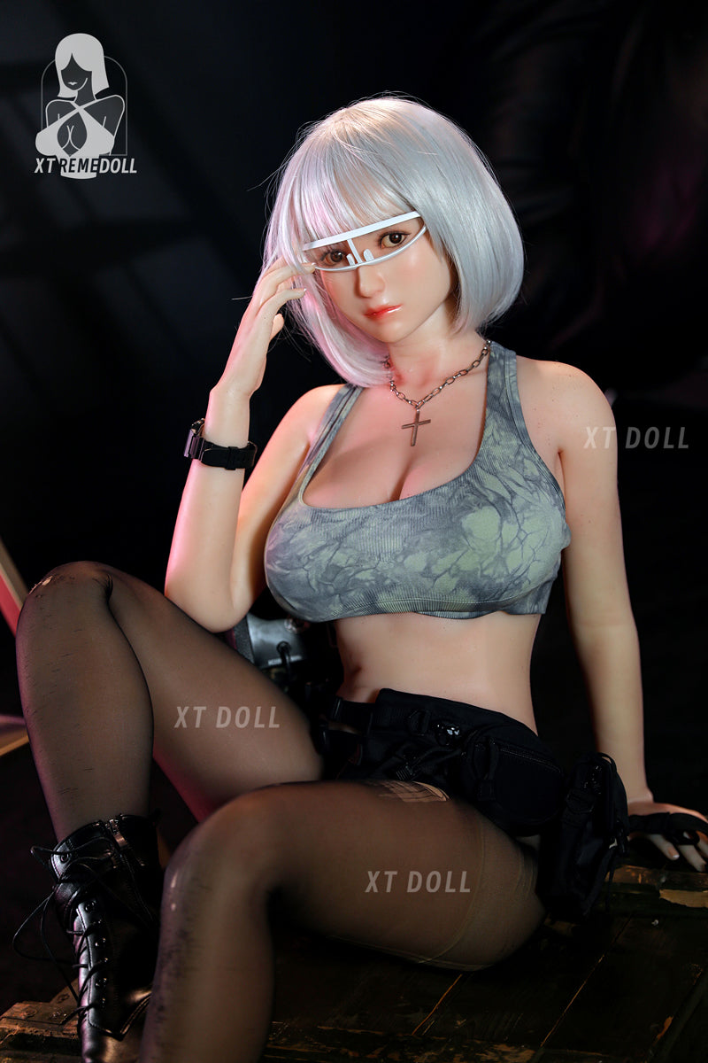 160CM G Cup Kurzhaar-Sexpuppe aus hochwertigem Silikonmaterial