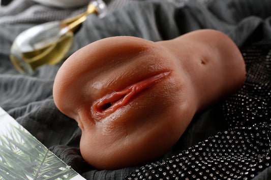 Realistische Taschenmuschi May-Nina Muschi und Anus