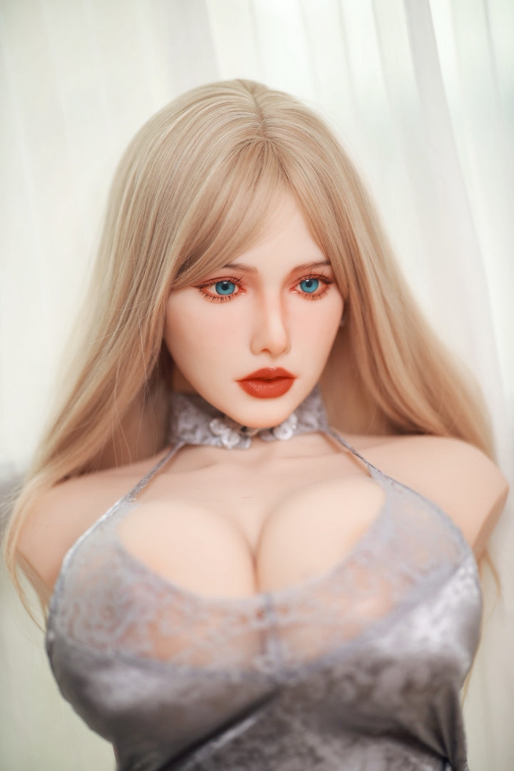 Der wunderschöne FIRE DOLL Sexdoll Torso erlebt unvorstellbare Höhen