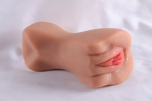 Ines-Hellen Taschenmuschi