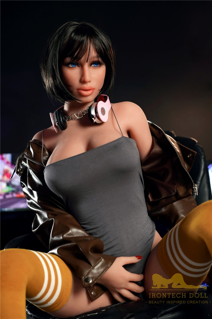 Kendall E-Cup Irontech TPE Real Doll 167cm Realistische Sexpuppen mit großem Mund