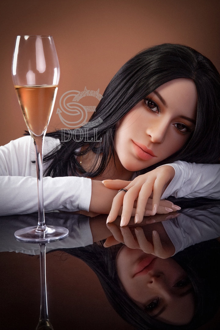 157cm F-Cup SE Doll High Nose Bridge Junges schönes Mädchen Karissa TPE Sex Doll