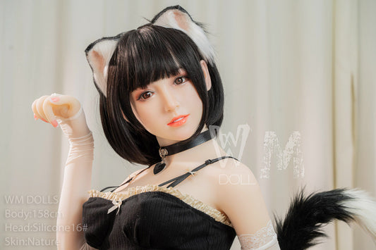 Wie man sich um eine fette echte Puppe kümmert