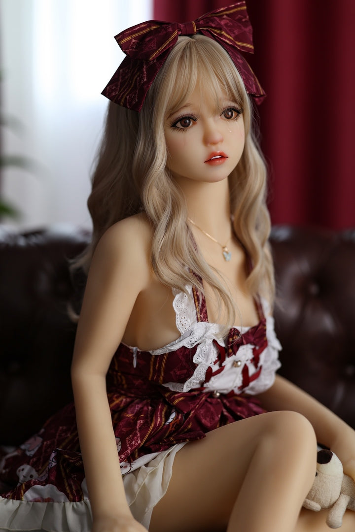 140 cm mittelgroße DL Doll kleine Sexpuppe blonde Mädchen