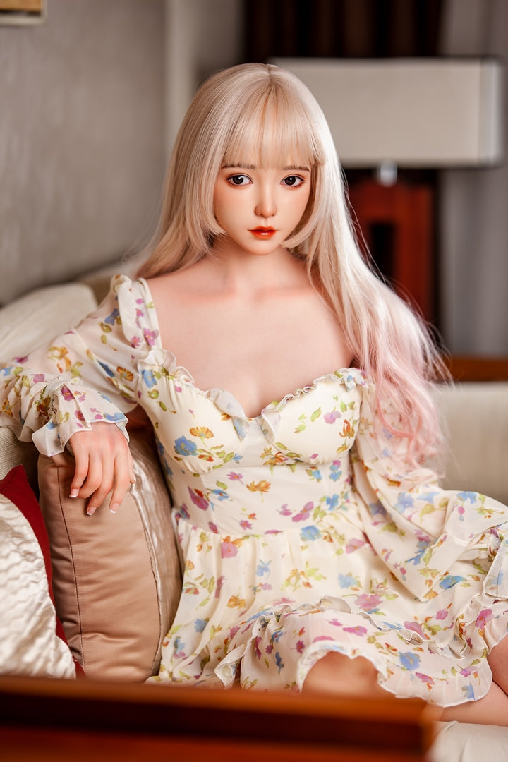 Silver hair beauty 158cm C cup TPE sex doll