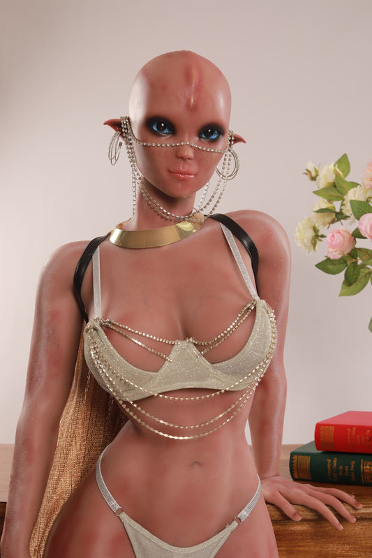 153 cm große Alien-Sexpuppe aus Vollsilikon mit roter Haut